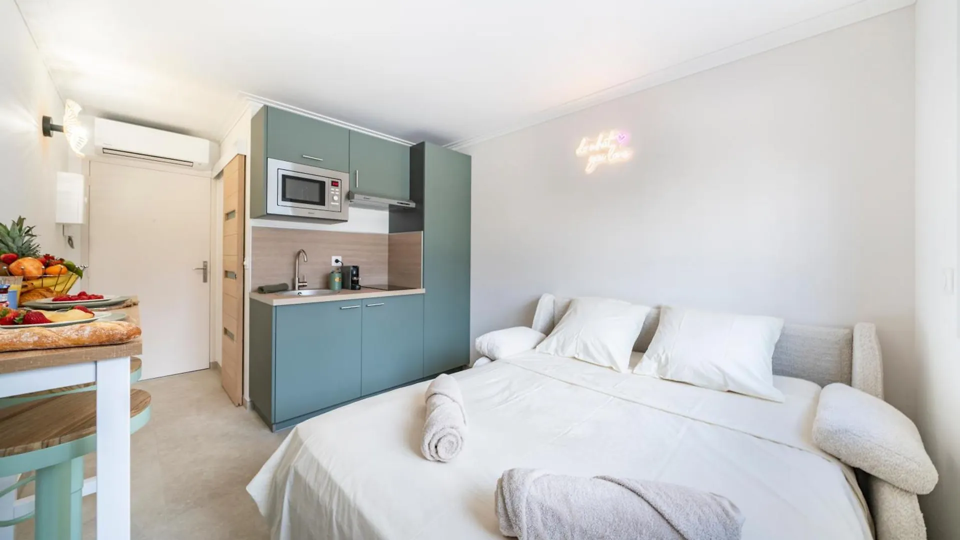 Appartamento Studio Banane 2 Min Croisette Mitoyen Martinez Cannes Francia